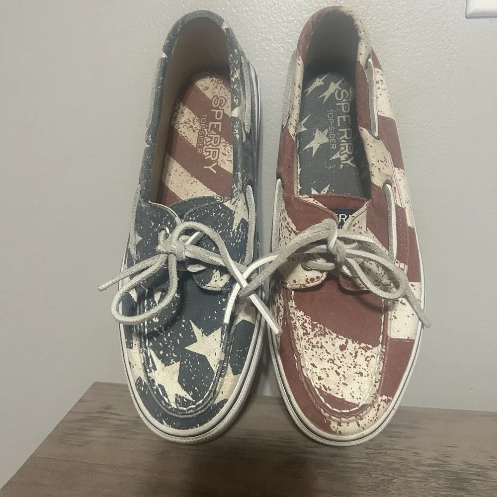 Sperry Men's USA Flag Red White and Blue size 8m Slides Topsider Shoes American